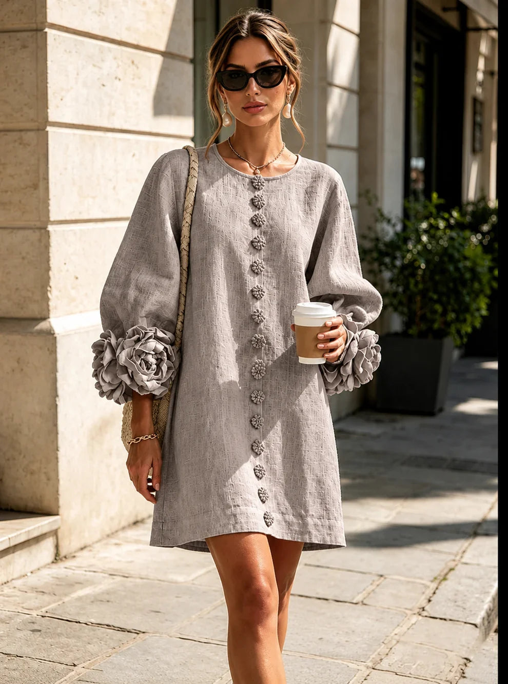 Camille™ | Robe mini à coupe flatteuse avec manches fleuries