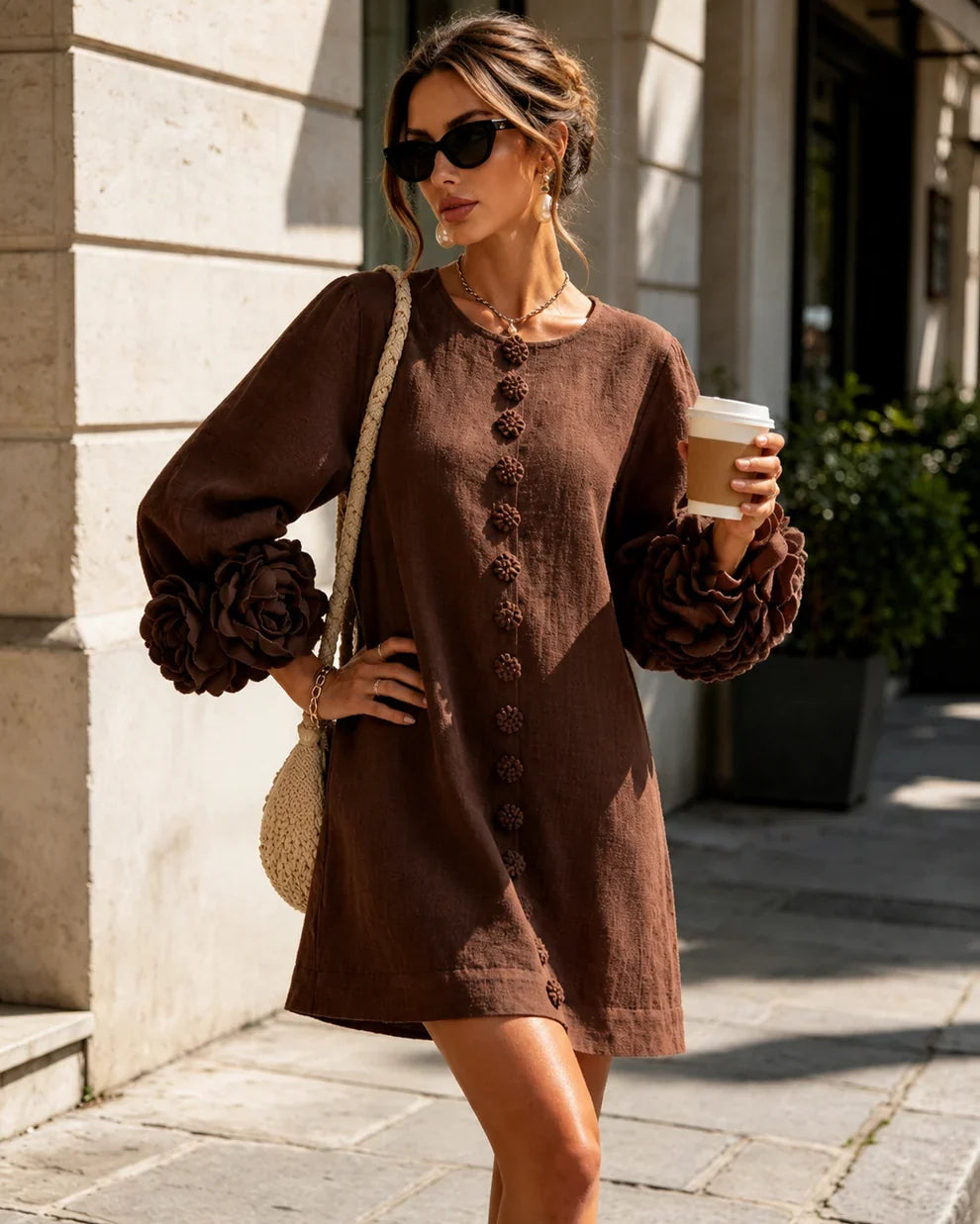 Camille™ | Robe mini à coupe flatteuse avec manches fleuries