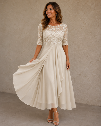 Robe Abella En Dentelle & Mousseline